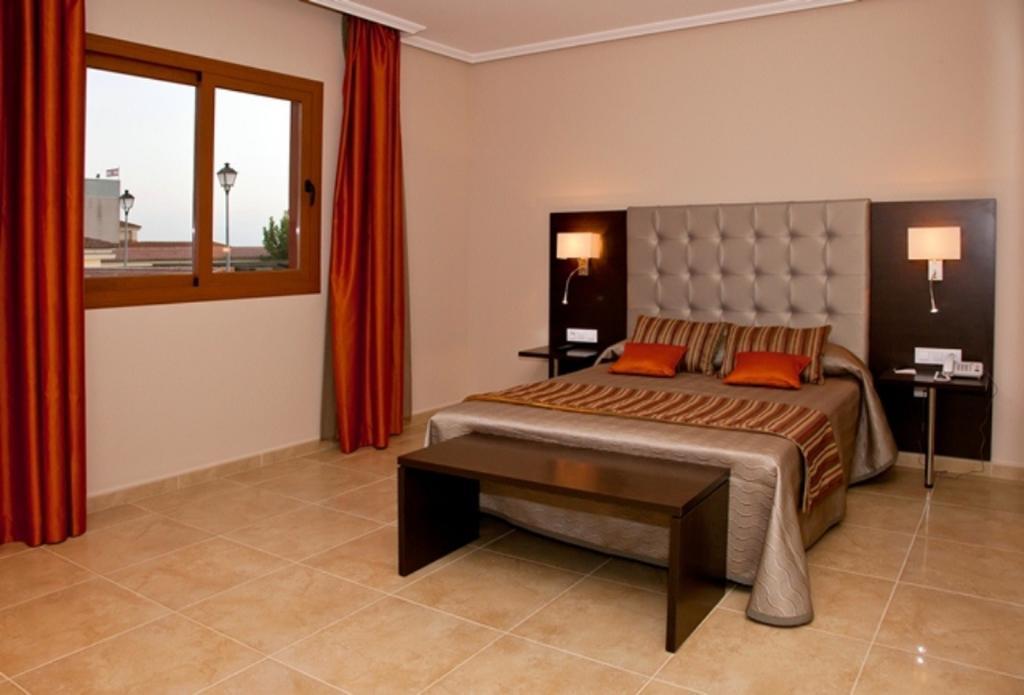 Hotel Rural Quinto Cecilio Medellín Zimmer foto